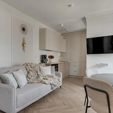 Apartamento With Parking By Lion *