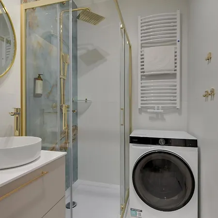 Apartamento With Parking By Lion *