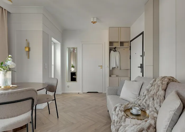 With Parking By Lion * Gdynia