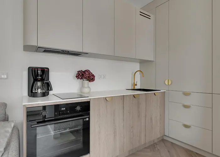 With Parking By Lion Gdynia